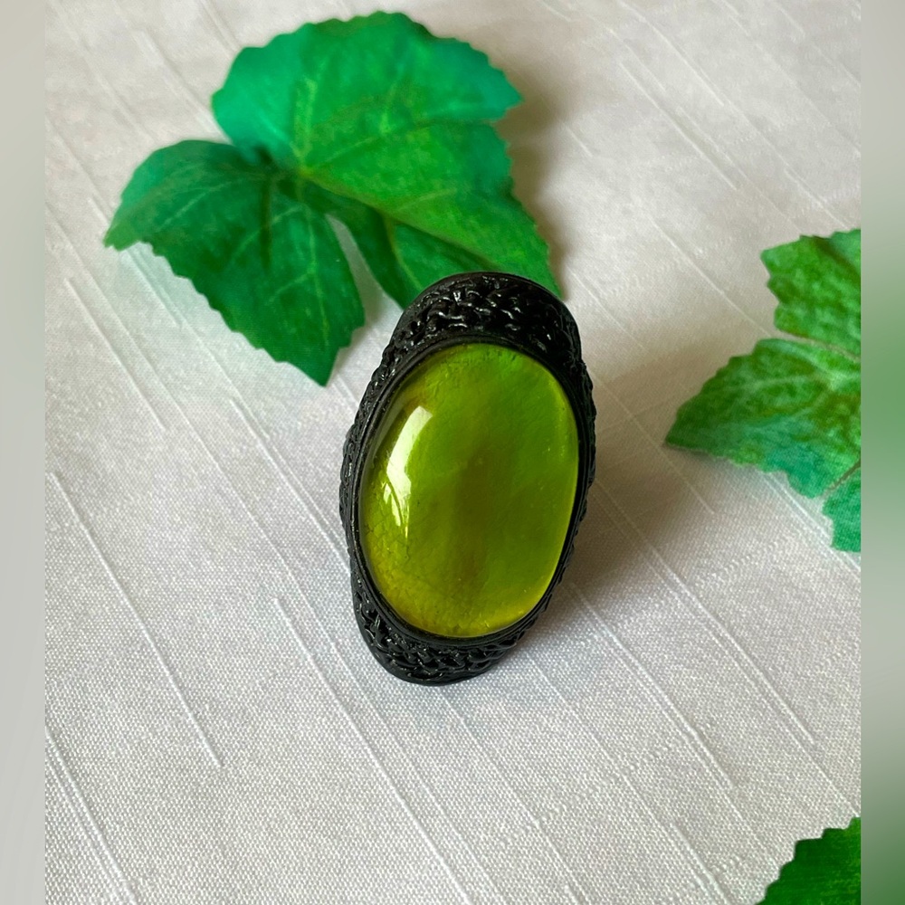 Dragon’s Eye Ring with Faux Leather and Acrylic Focal Size 8 1/4